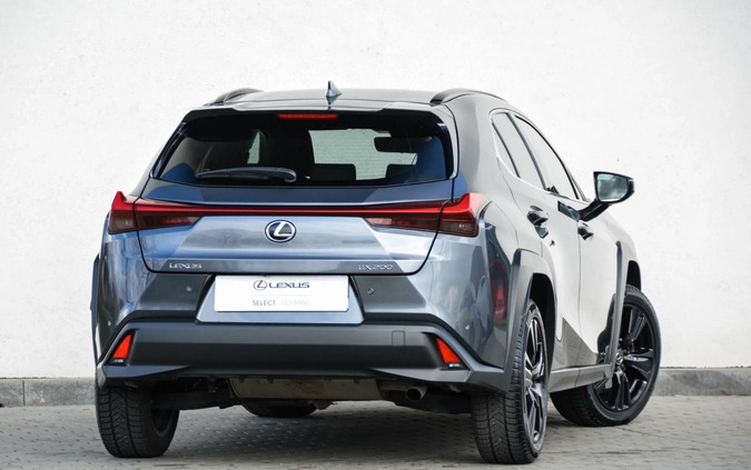 Lexus UX cena 129900 przebieg: 23389, rok produkcji 2021 z Kołaczyce małe 37